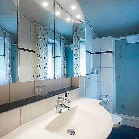 Bischof Otel