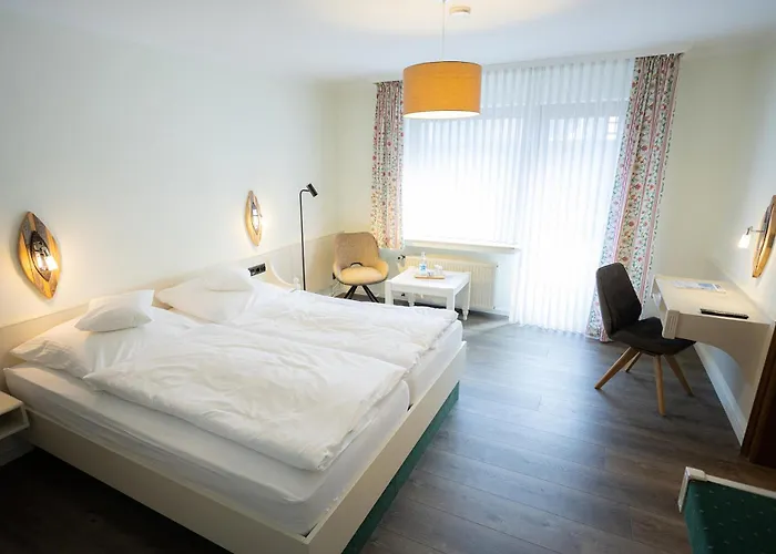 Bischof 3* שמאלנברג